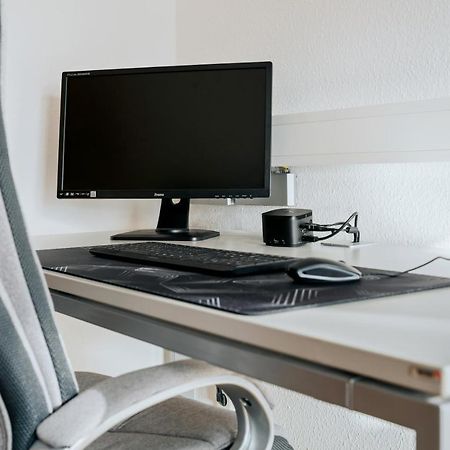 מגדבורג Blissplace 3 Zi Premium Apartment Nahe Getec Arena Mit Kingsize Betten Und Balkon מראה חיצוני תמונה