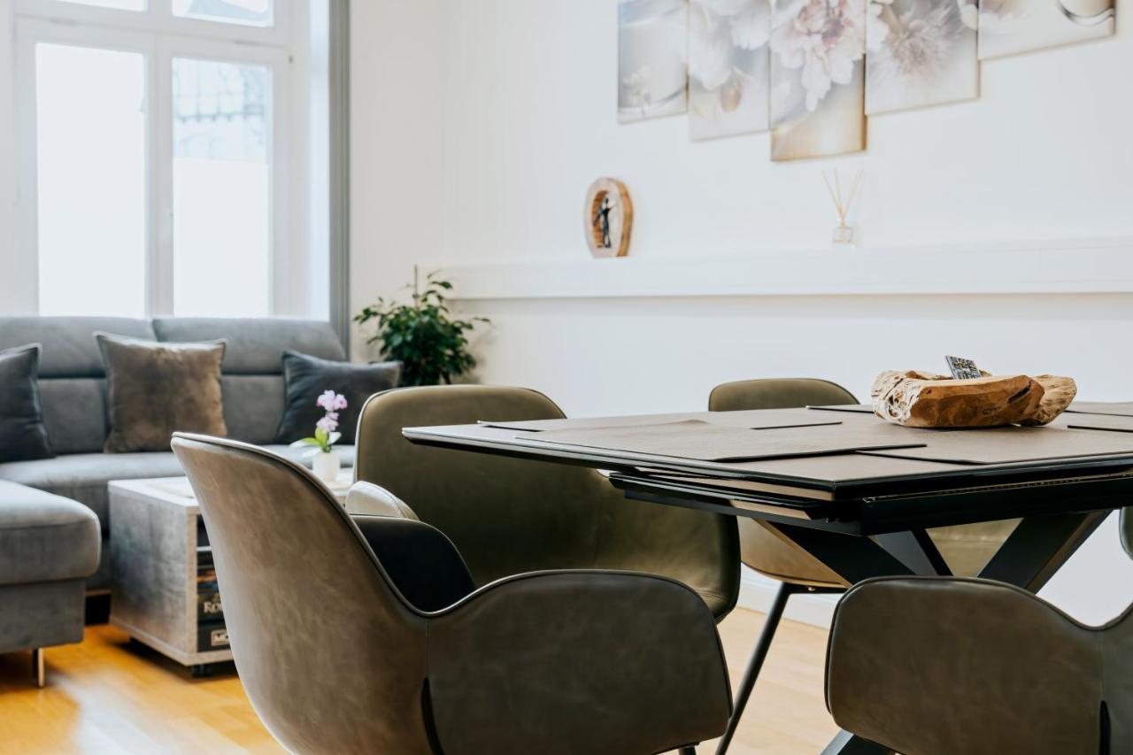 מגדבורג Blissplace 3 Zi Premium Apartment Nahe Getec Arena Mit Kingsize Betten Und Balkon מראה חיצוני תמונה